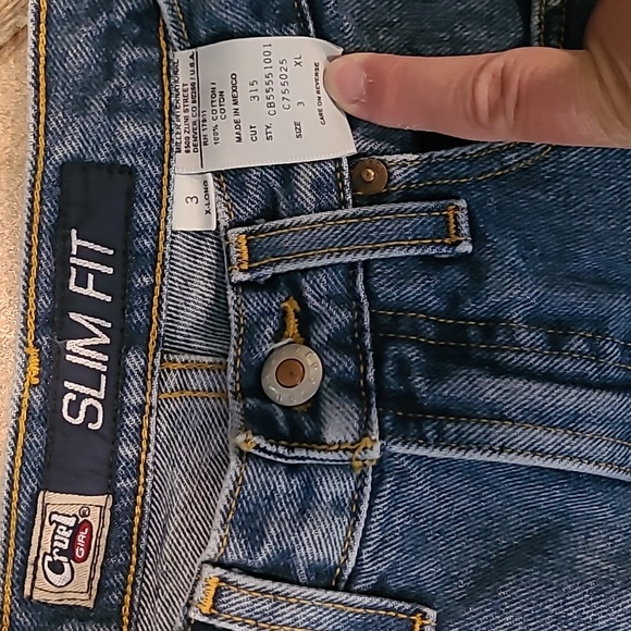 Cruel Girl Jeans - Picture 5 of 5